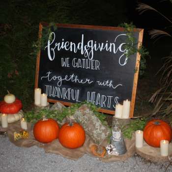 2FriendsgivingChalkboard